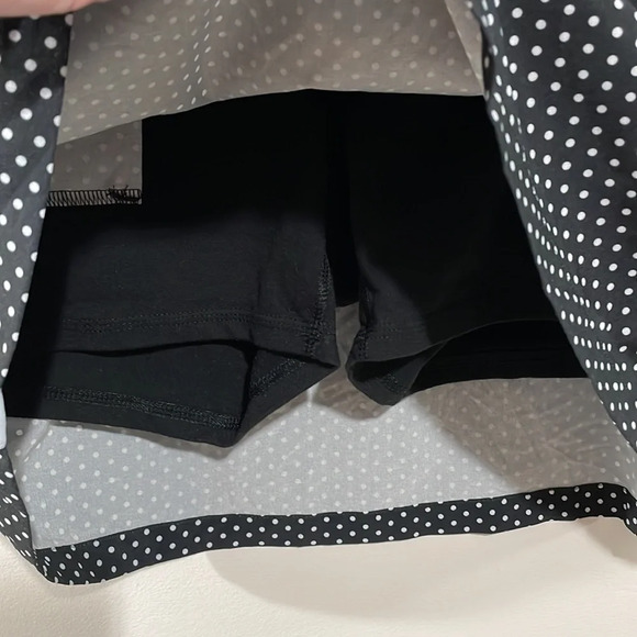 T by Talbots Pull On Athletic Skort Black and White Polka Dot M - Picture 3 of 13